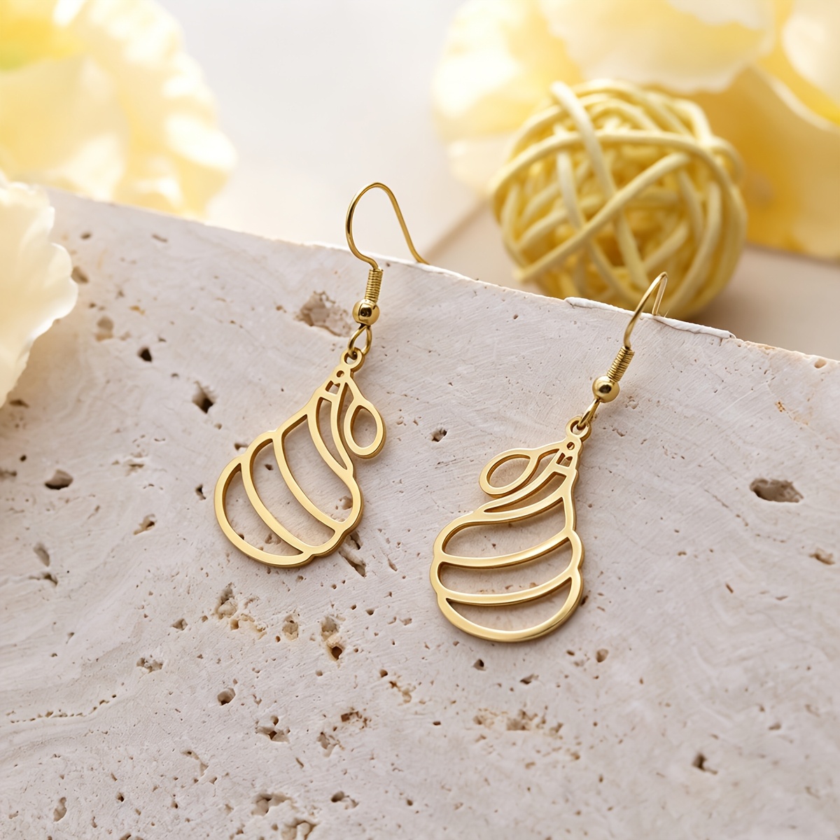Women's Minimalist Hollow Line Ice Cream Dangle Hook Earrings